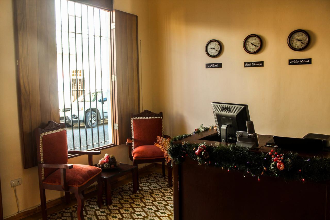 Colonial Charm Hostel Santo Domingo Exterior photo